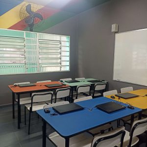 colegio_piritubano_sala-google-informatica-robotica_03
